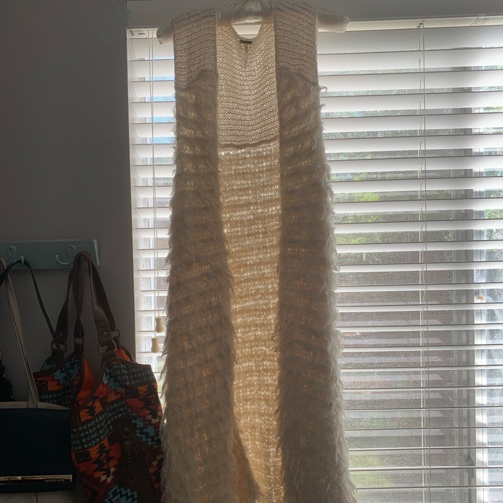 ✨ FREE PEOPLE shaggy duster | | ivory